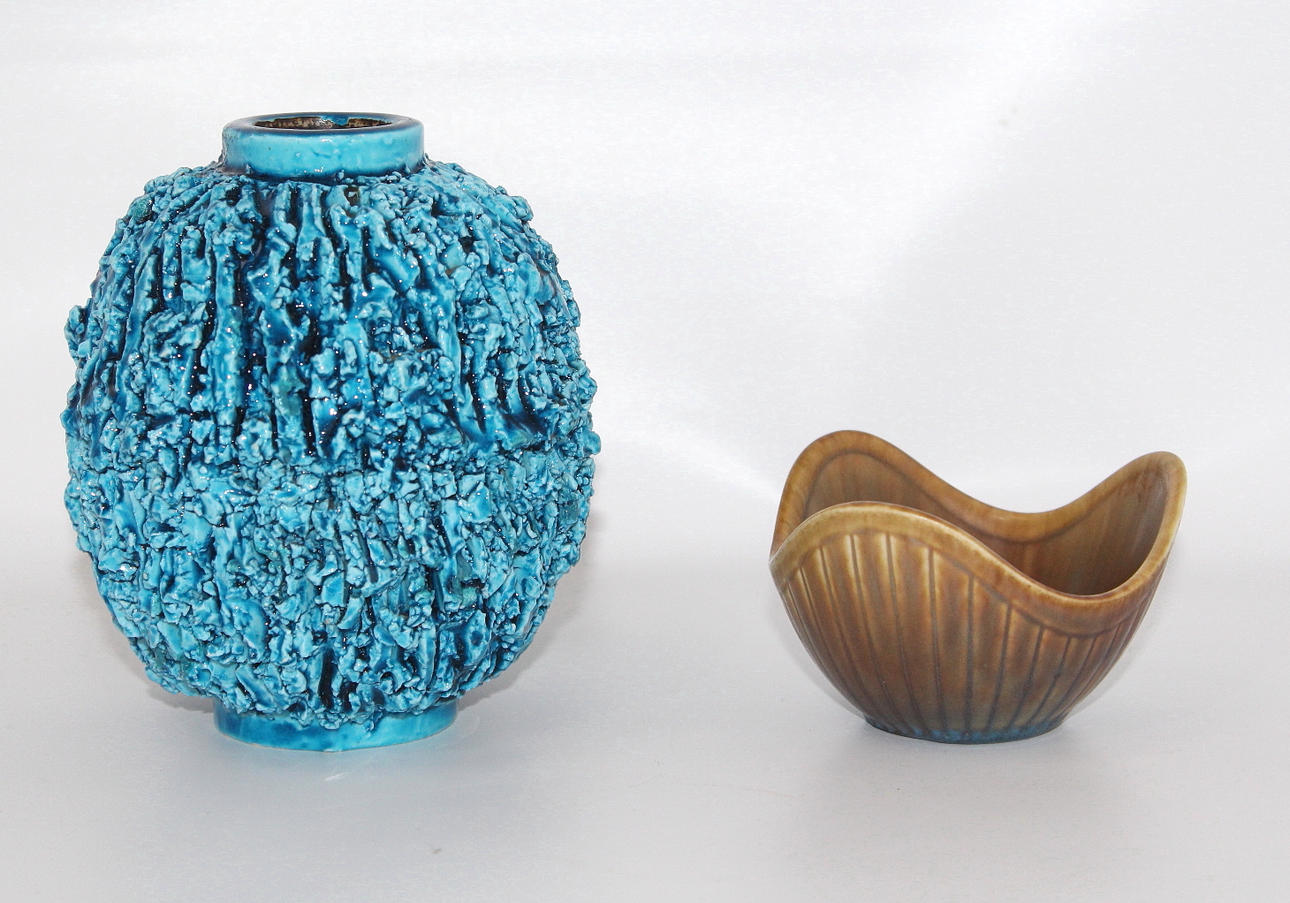 VAS och SKÅL, Rörstrand Gunnar Nylund en st chamotte.