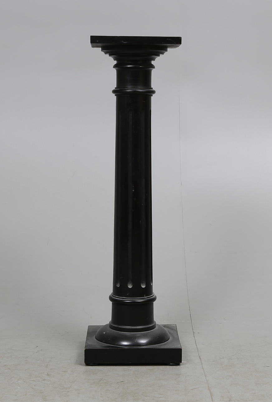 PIEDESTAL, 1900-talets första hälft.