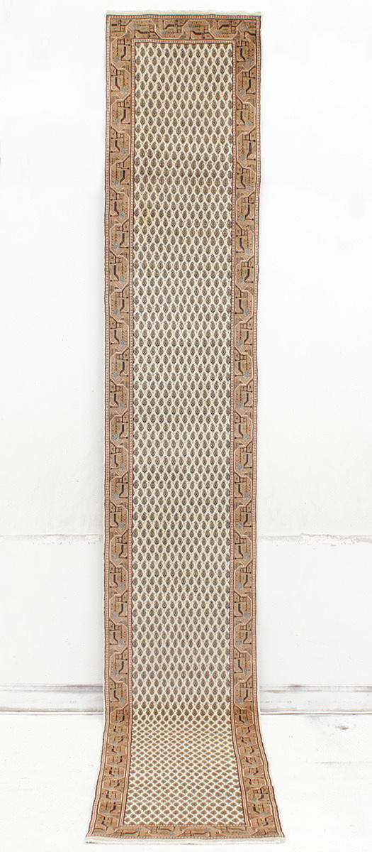 MATTA, Orientalisk, ljus Serabend, gallerimodell, 395 x 60 cm.