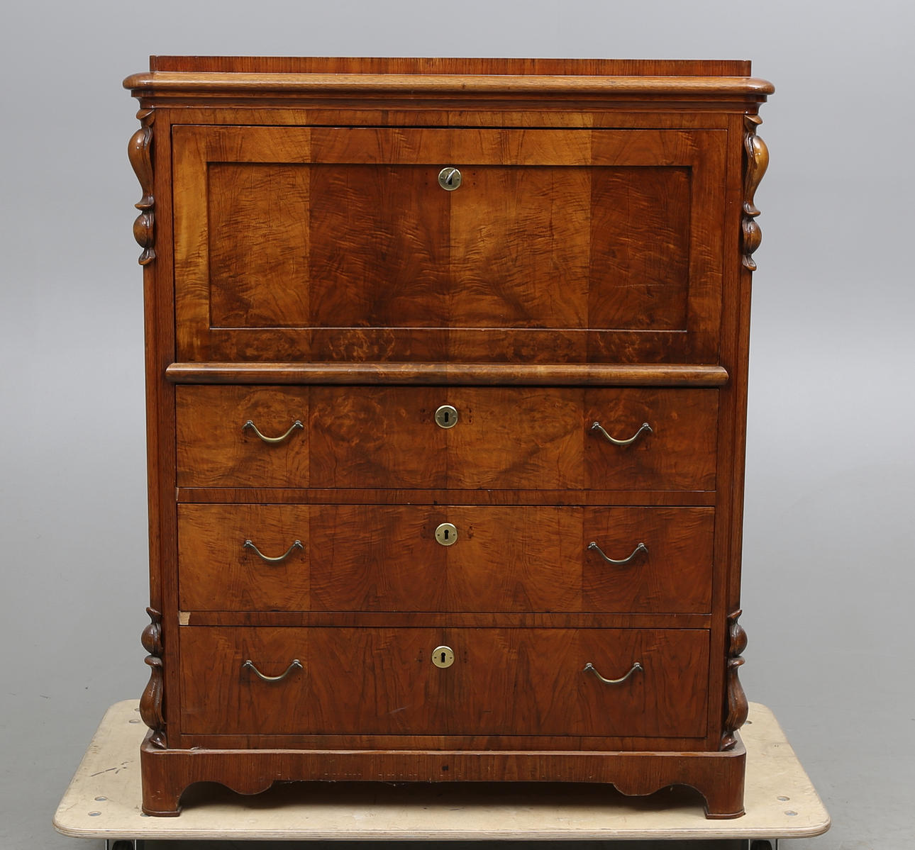 SEKRETÄR, omkring 1800-talets mitt.