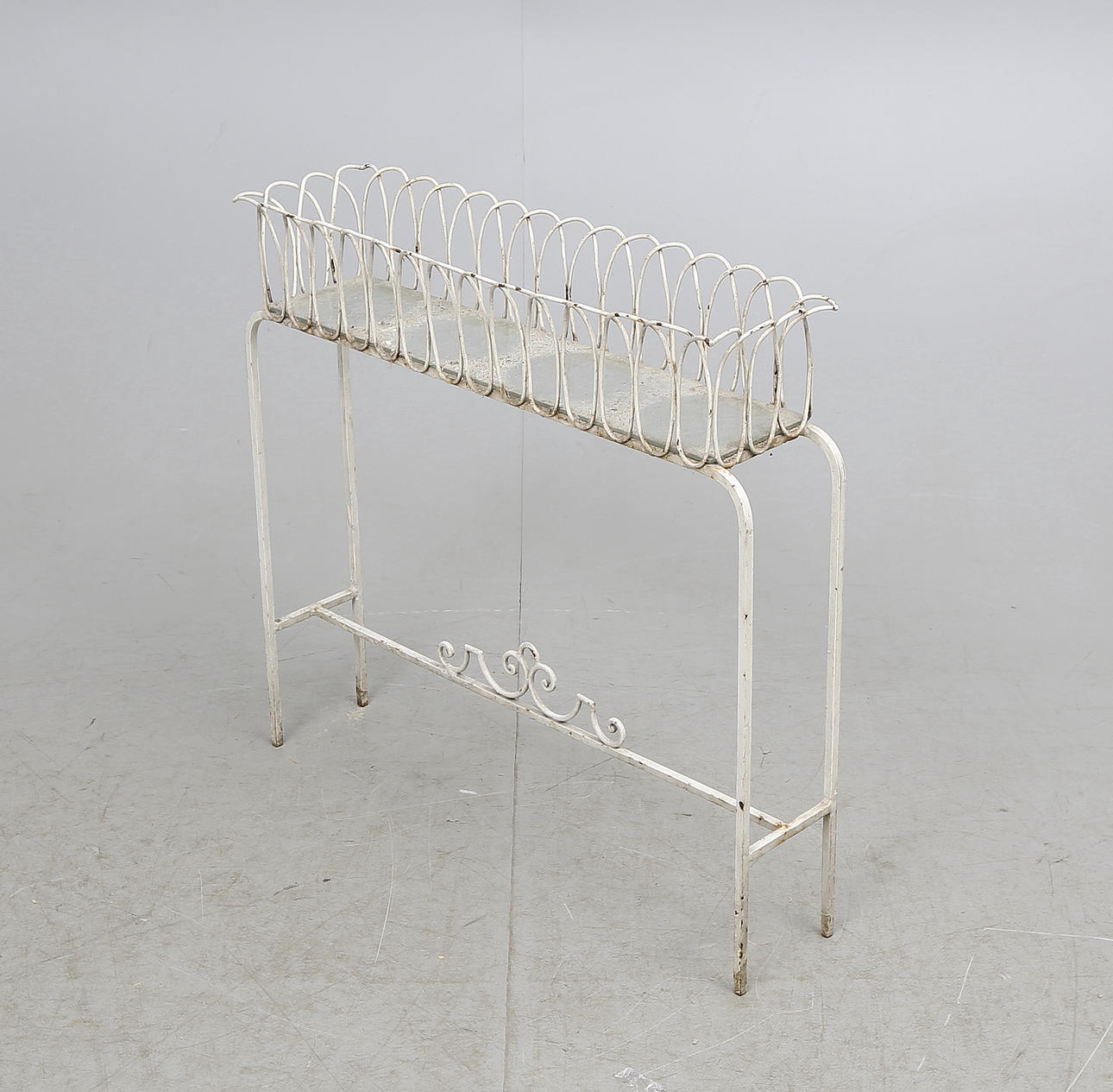 BLOMSTERBORD, 1900-talets första hälft.