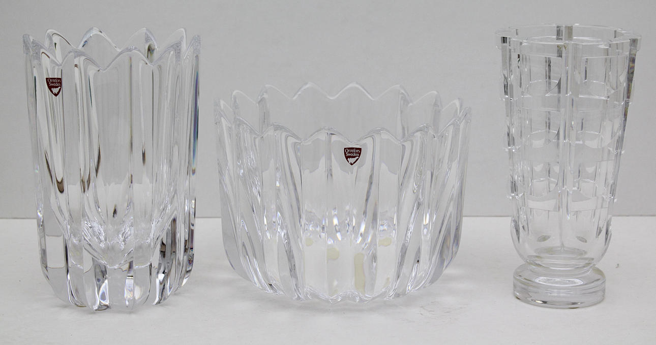 Parti glas (3), vaser och skål, Orrefors. Bl.a. Simon Gate "Tusen fönster".