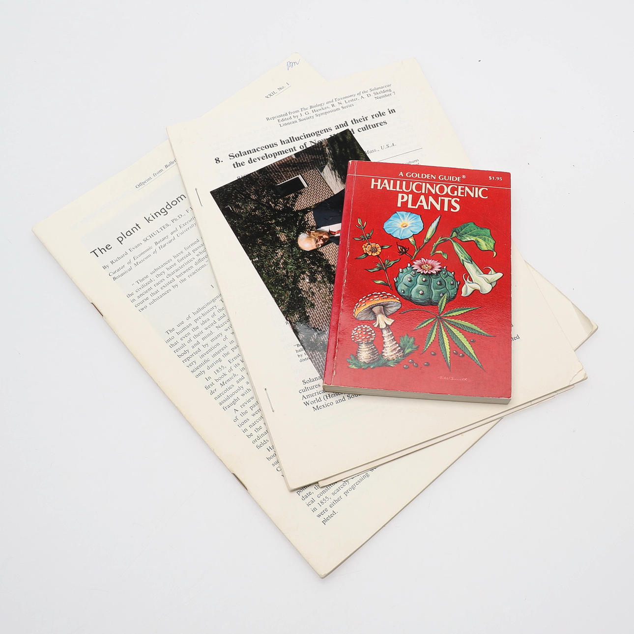 HALLUCINOGENS. BOOKS AND DOCUMENTS OF RICHARD EVANS SCHULTES - THE FATHER  OF ETHNOBOTANY. Books, Maps & Manuscripts - Other - Auctionet