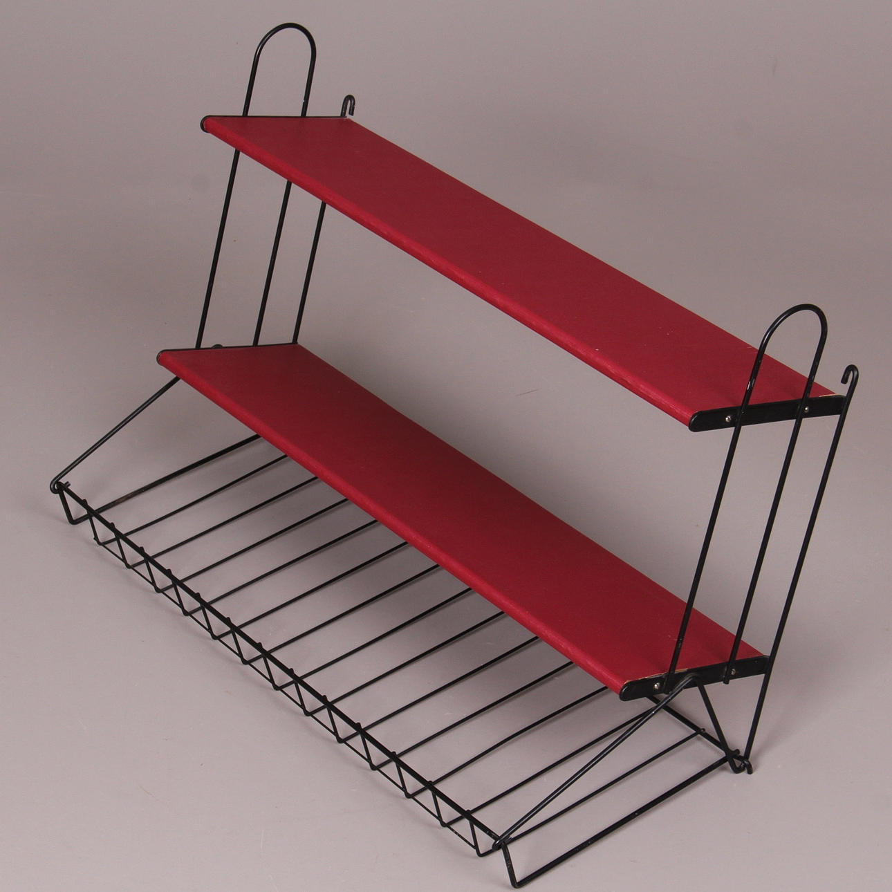 STRINGHYLLA, med två plan samt tidningshylla, 1950/60-tal.