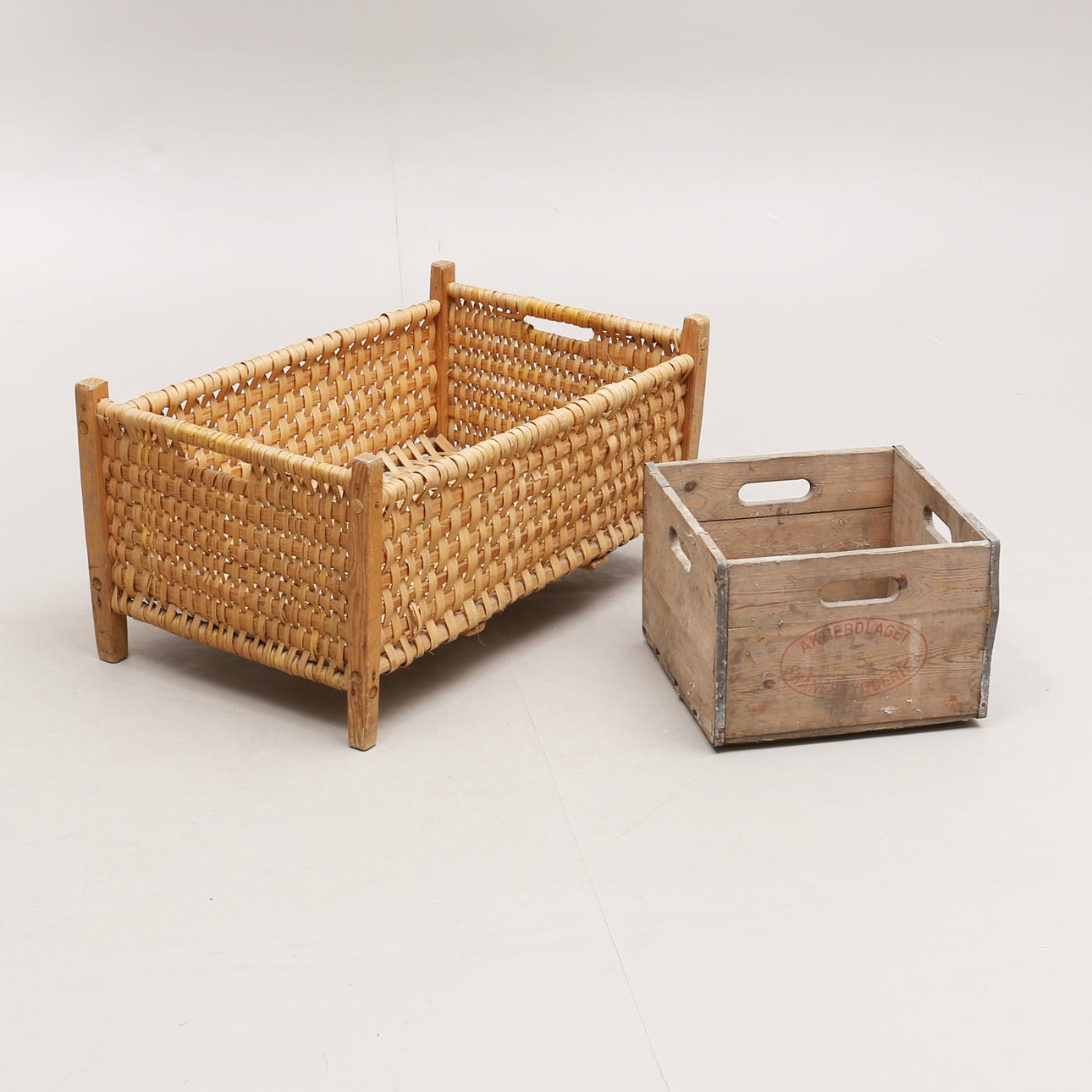 KORG samt TRÄBACK,1900-talets första hälft.