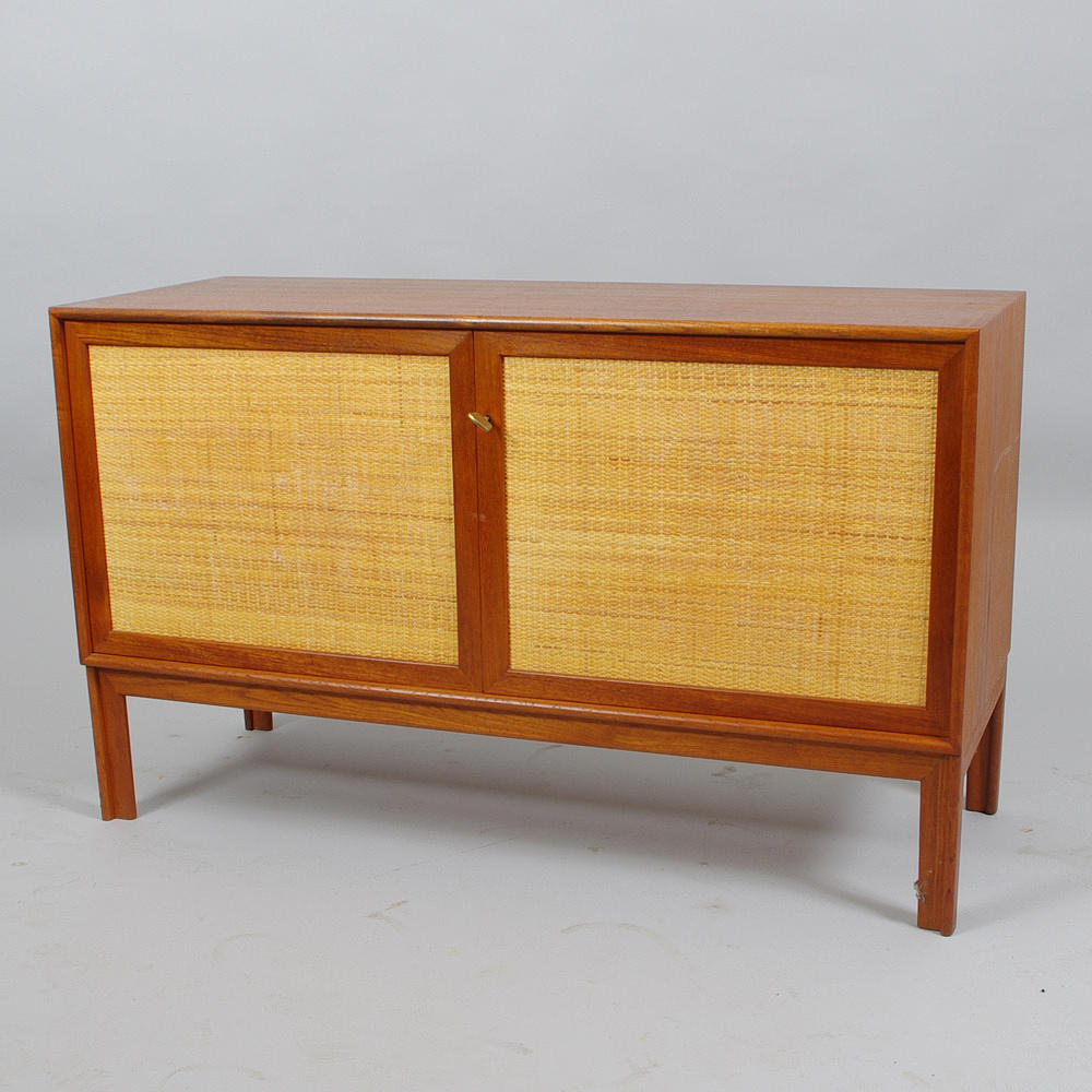 SIDEBOARD, teak med flätade framsida, Alf Svensson, Bjästa Snickerifrabrik.
