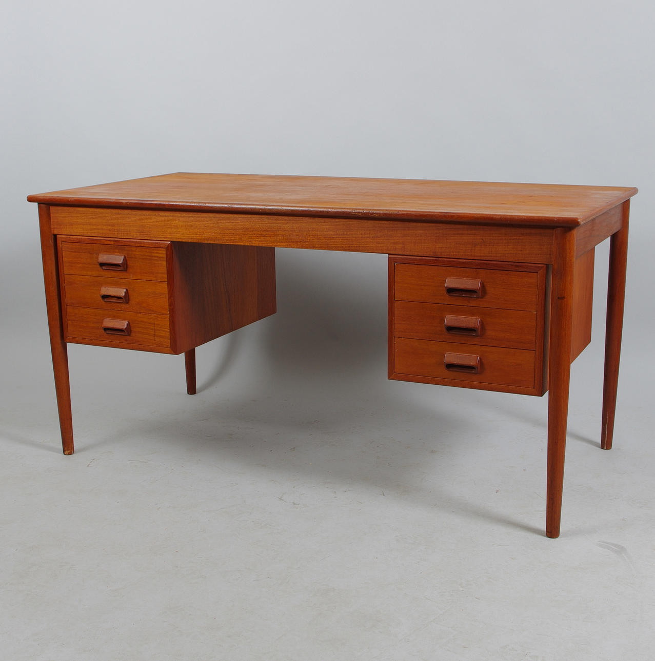 SKRIVBORD, teak, Börge Mogensen, Söborg.