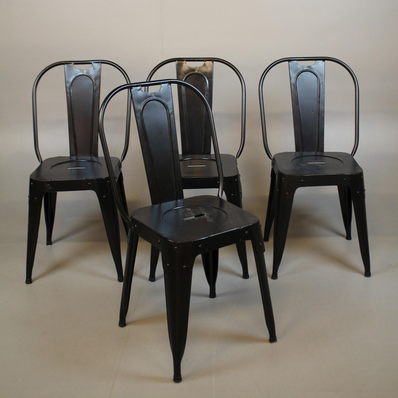 STOLAR 4 st metall, efter "tolix".