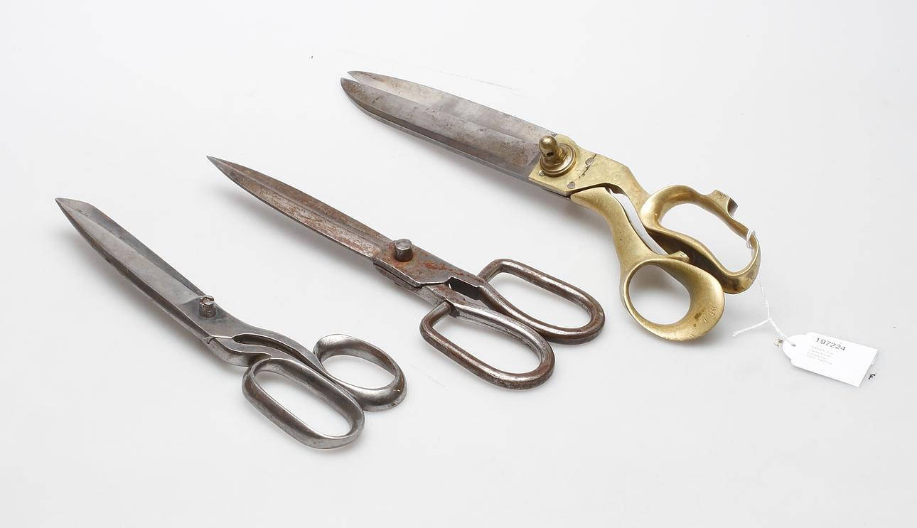 SAXAR, 3 st, bland annat Eskilstuna, 1800-1900-tal.