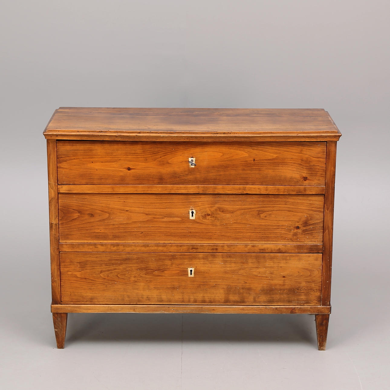 BYRÅ, sengustaviansk-typ, 1800-tal.