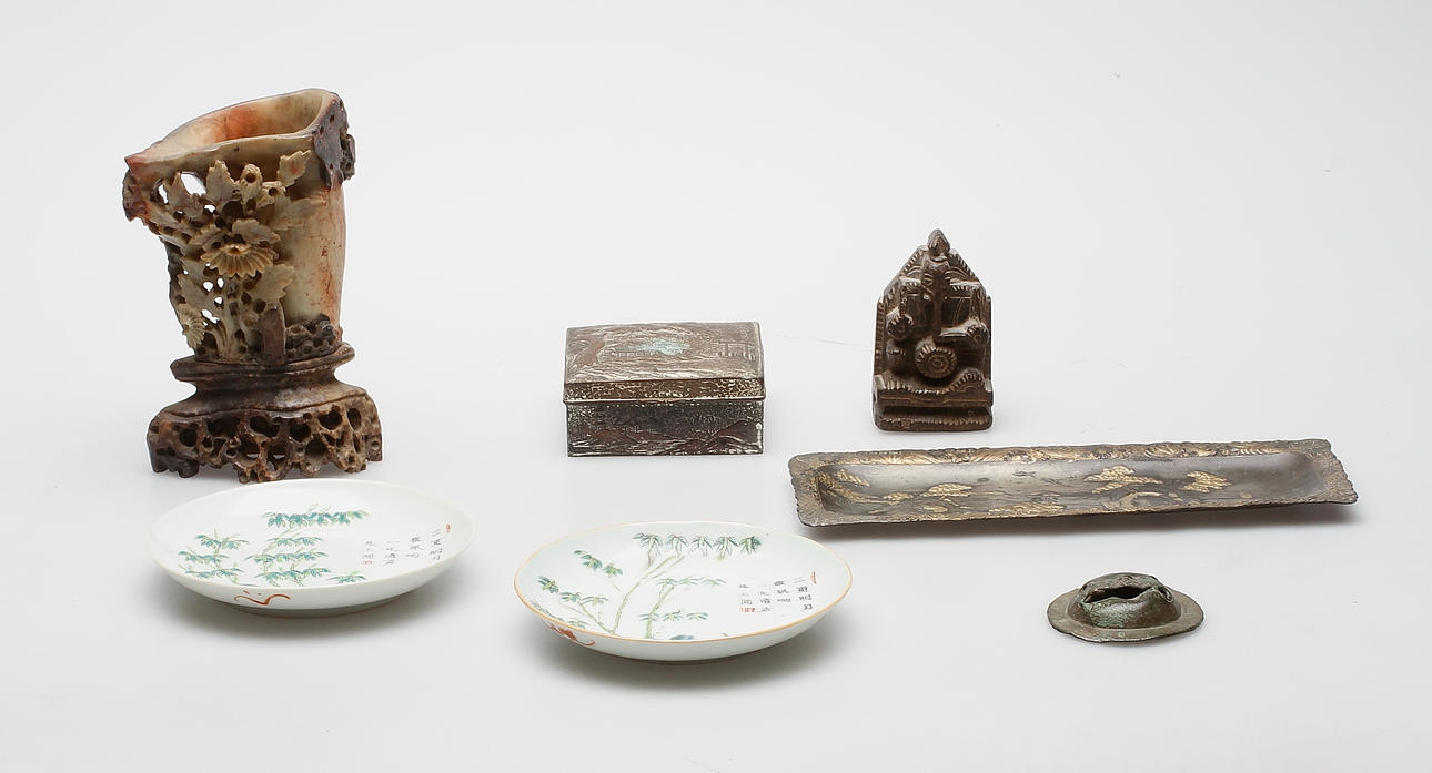 ORIENTALISKA FÖREMÅL, 7 delar.