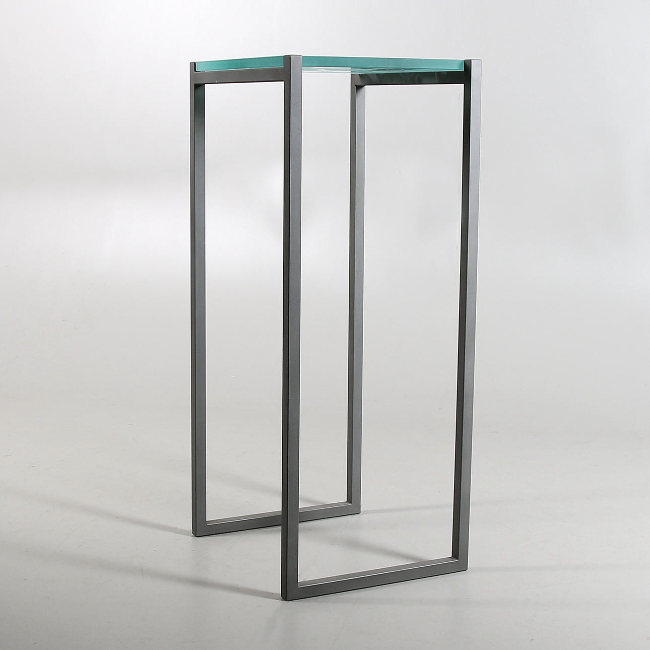 ULRICA HYDMAN VALLIEN. Skulptur/bord, glas och metall, signerad, 2000-tal.