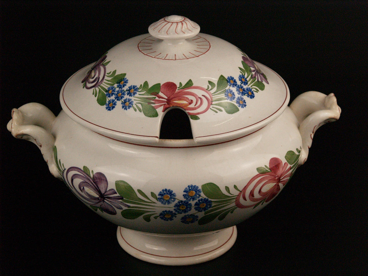 - SUPPENTERRINE VILLEROY & BOCH, BLUMENMUSTER.