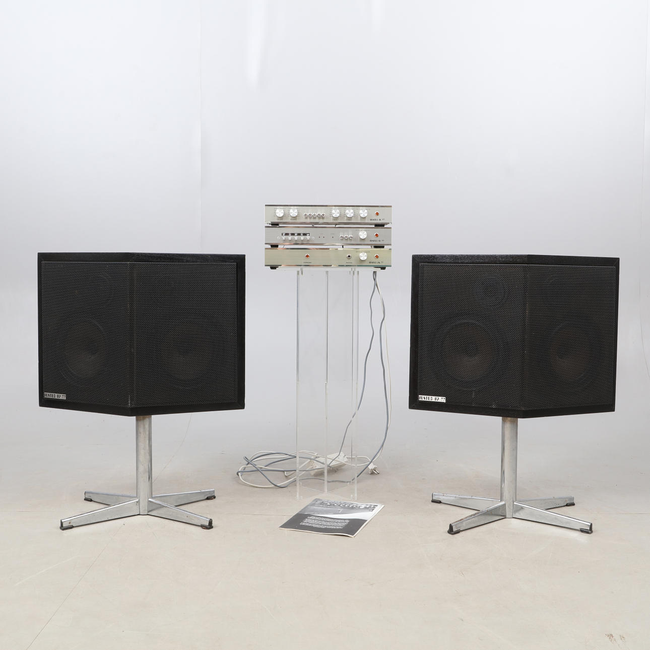 STEREOJÄRJESTELMÄ, Sentec.