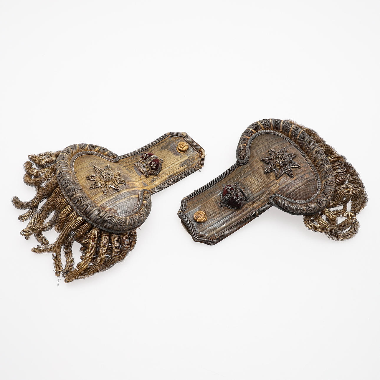 EPÅLETTER, ETT PAR.