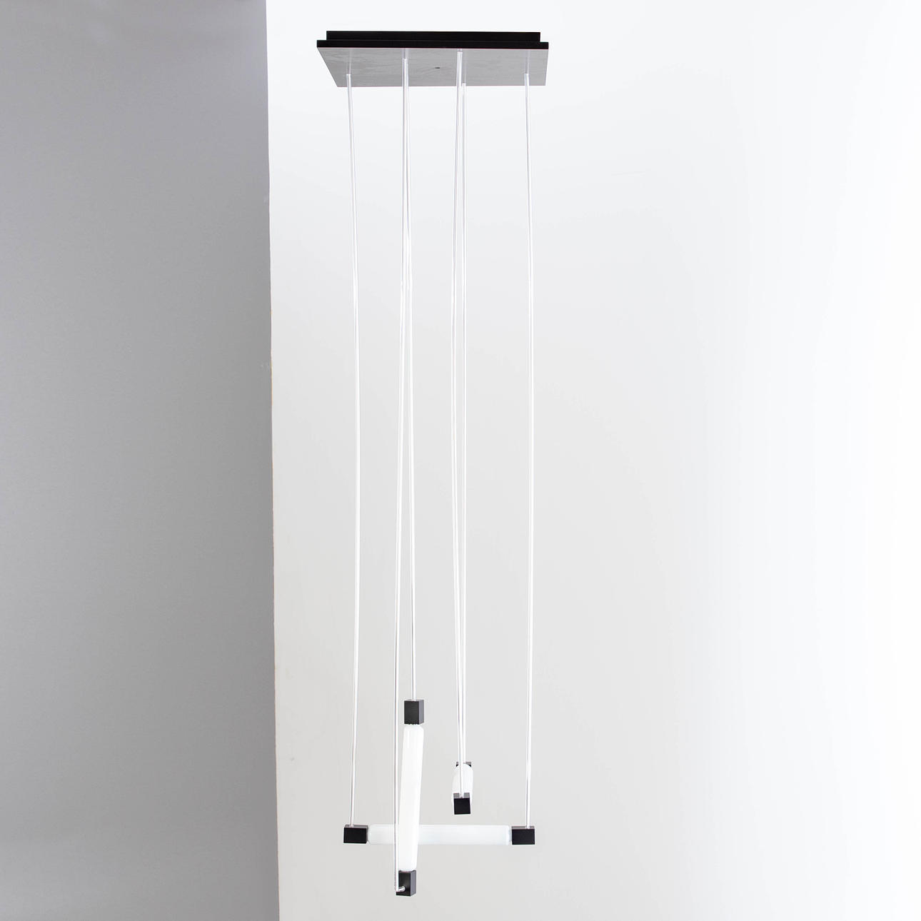 Gerrit T. Rietveld, Pendelleuchte Tecta L40.