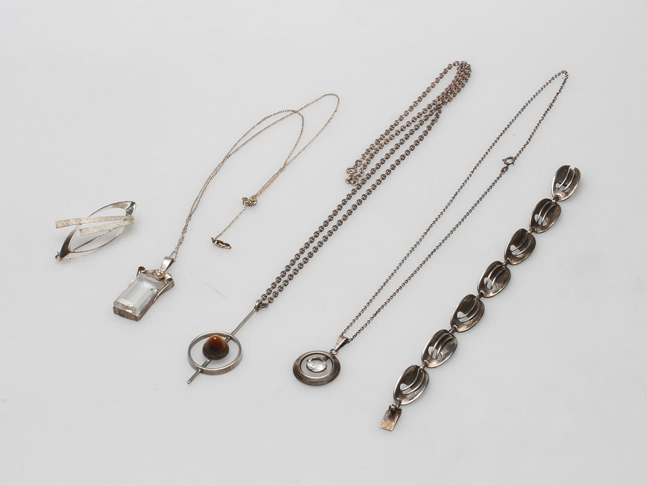 SILVERSMYCKEN, 5 delar, omkring 1900-talets mitt.