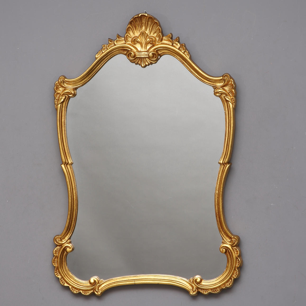 SPEJL, rokokostil, forgyldt stel.