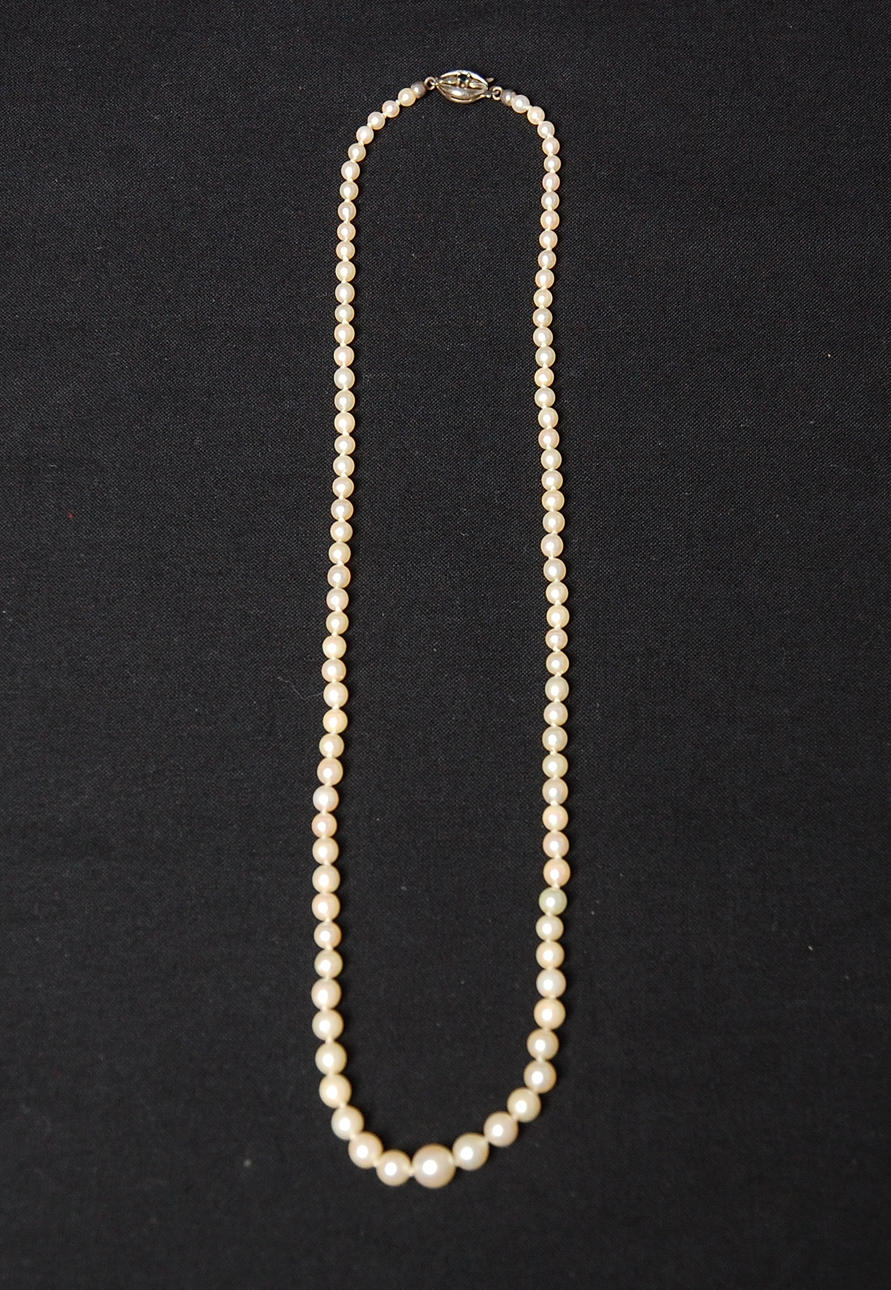 COLLIER, odlade pärlor.