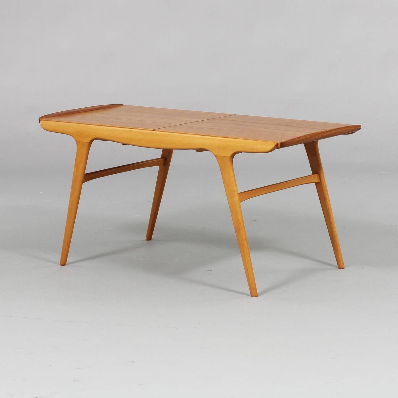 SOFFBORD, utdragbara skivor, 1900-talets andra hälft.