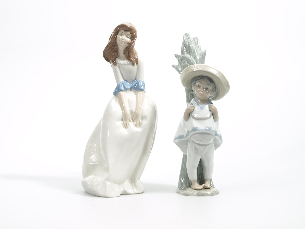 FIGURINER, porslin, 2 stycken, Diana och Lladro.