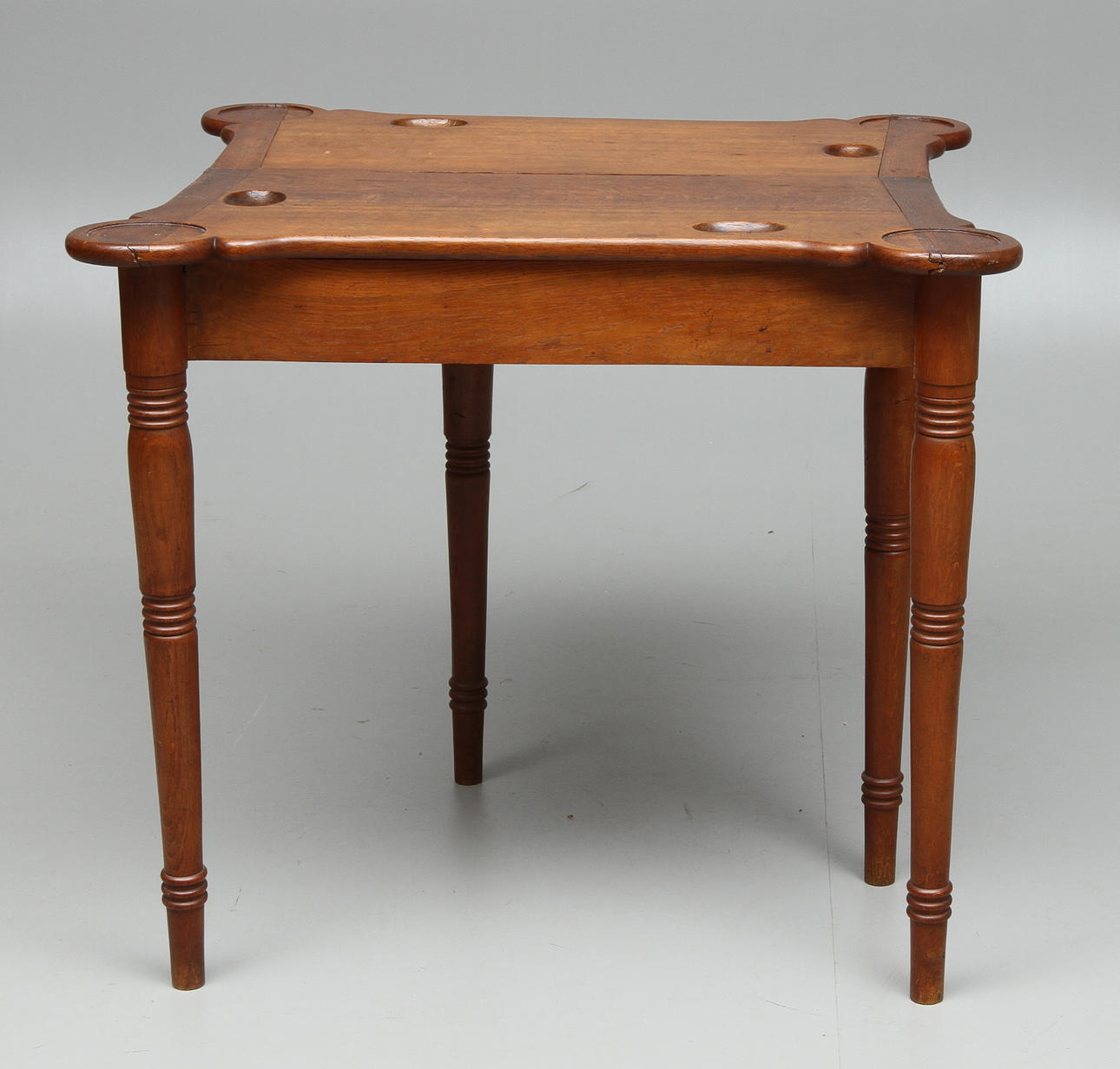 GAME TABLE, I, 1800s / 1900s.