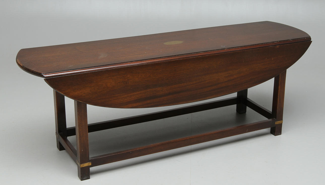 SOFFBORD, England, såkallat Hunting table, 1900-tal.