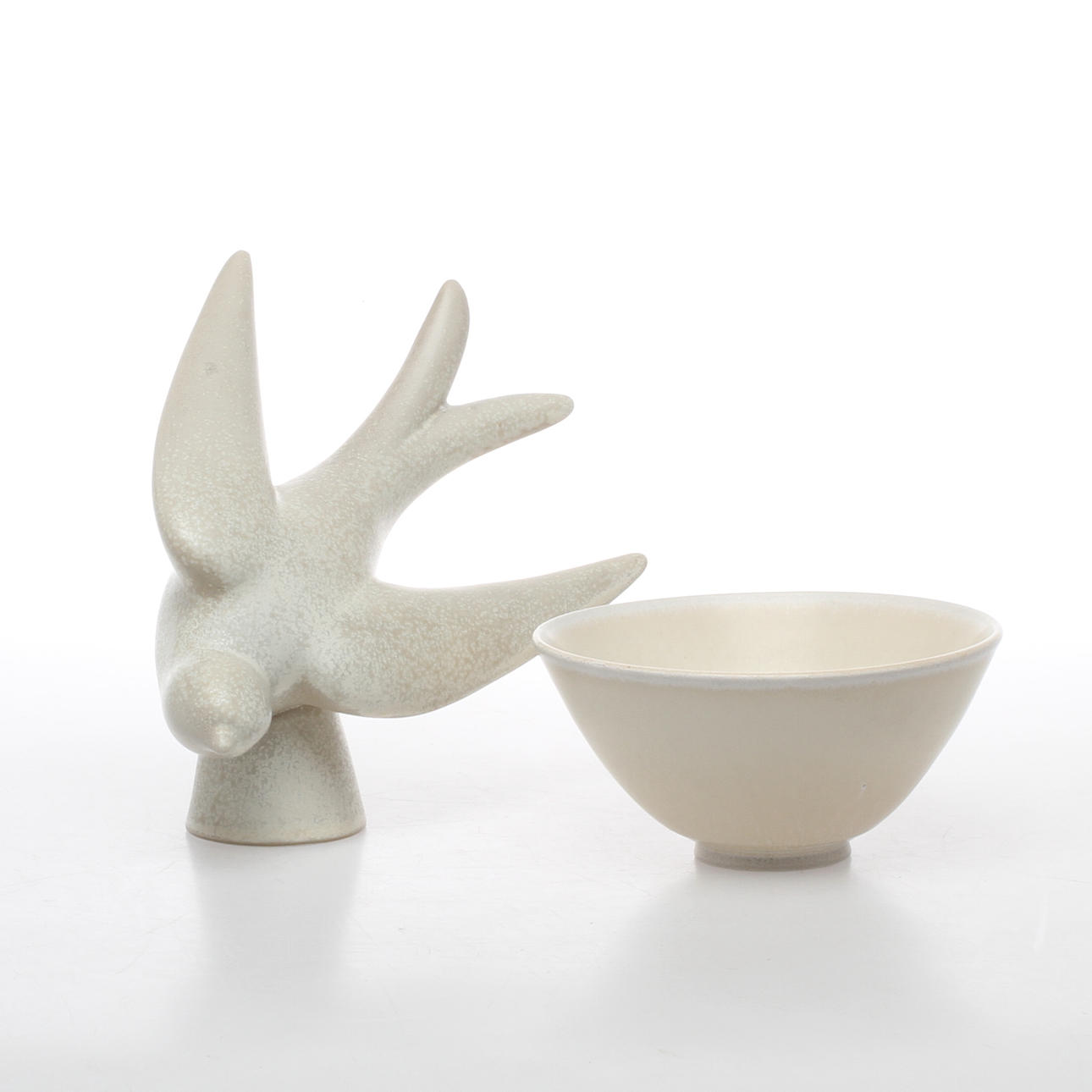 FIGURIN samt SKÅL, stengods, Gunnar Nylund, Rörstrand.