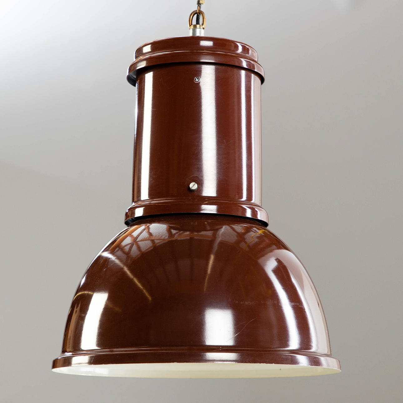 Industrial design hanging lamp.
