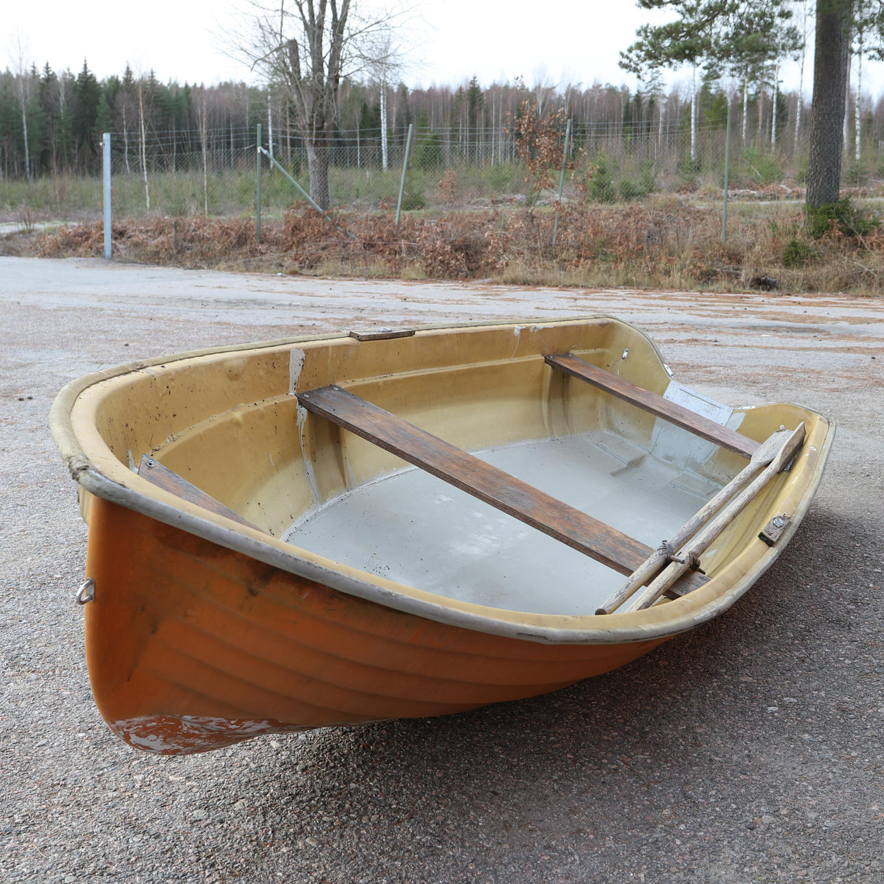 VENE, Soutuvene, Lasikuitu.