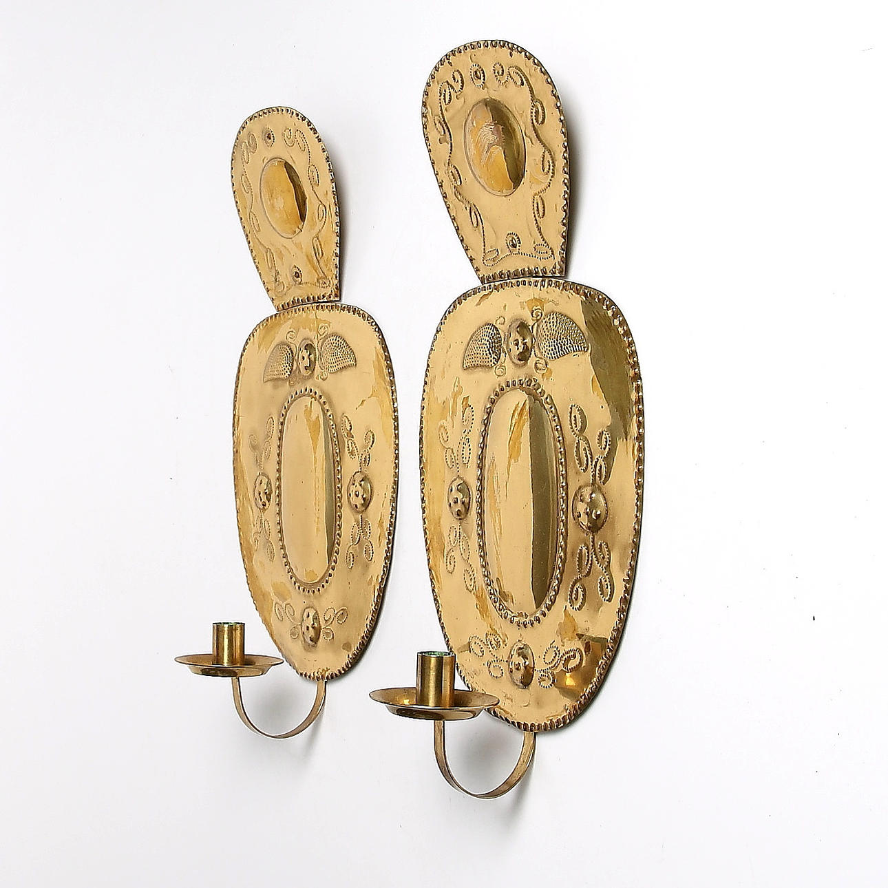 LJUSPLÅTAR, mässing, barockstil, 18/1900-tal.