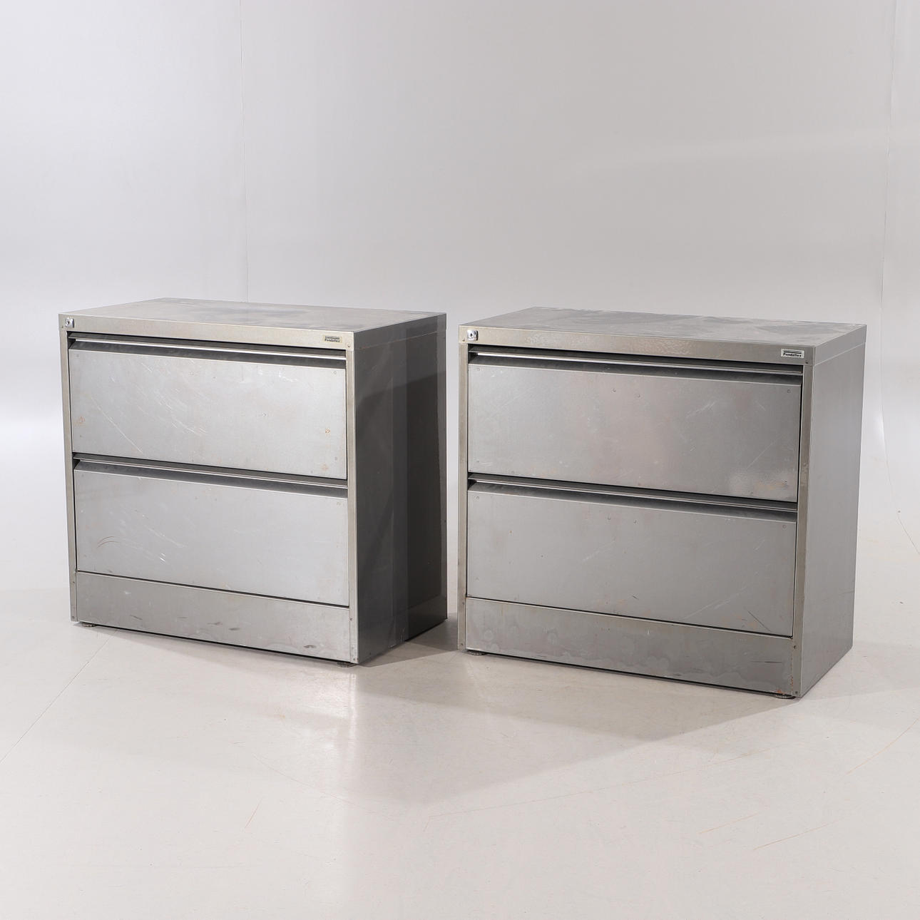 FILE CABINET, 1 pair, lacquered metal, Pendaflex.