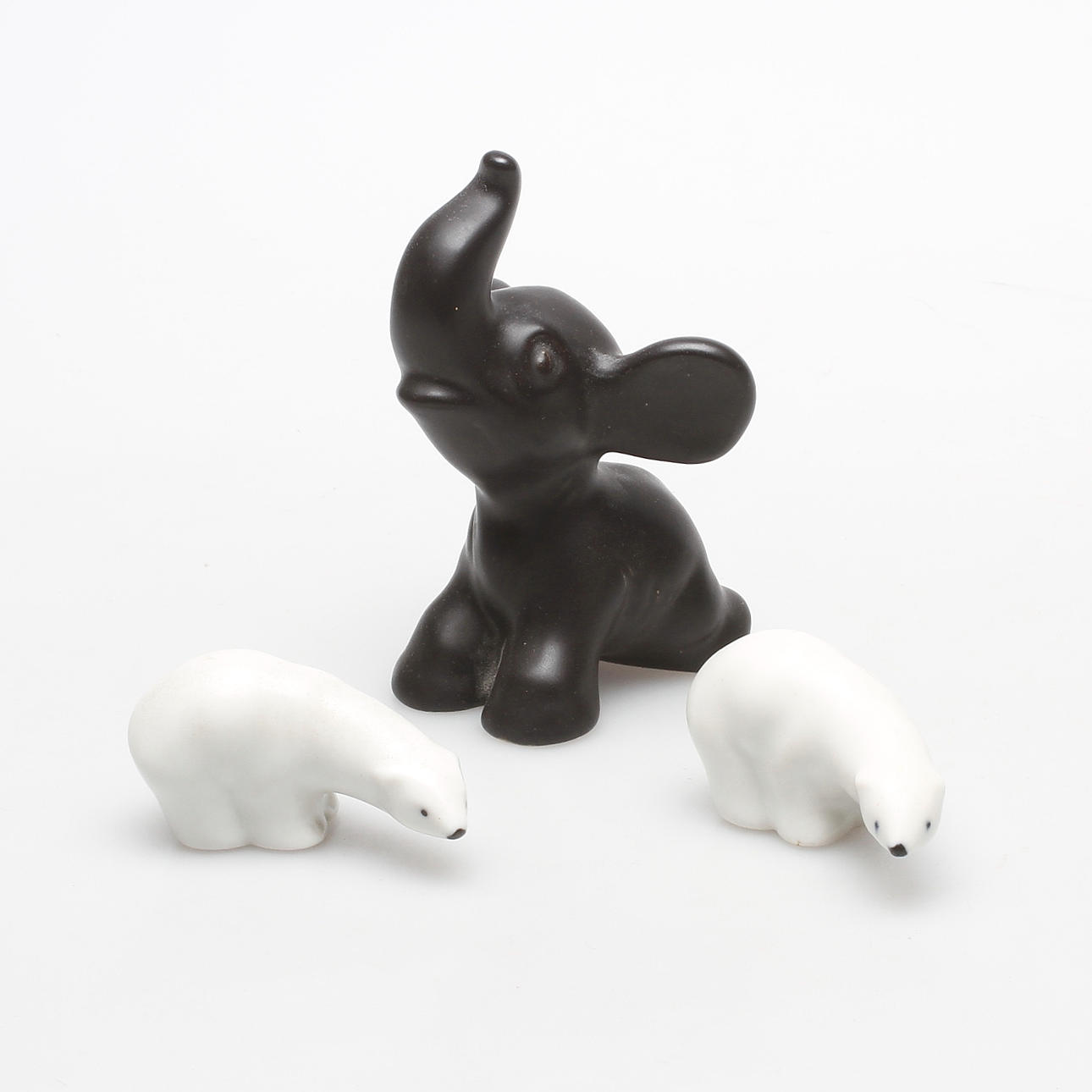 FIGURINER, 3 st, keramik, Arabia och Folke Jernberg.