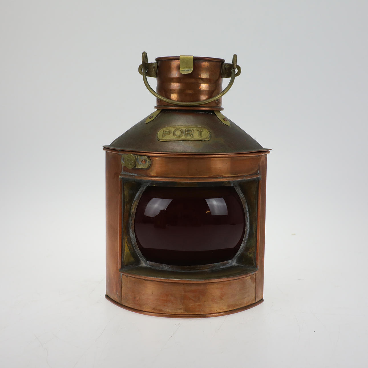 LANTERNA, Puerto cobre.