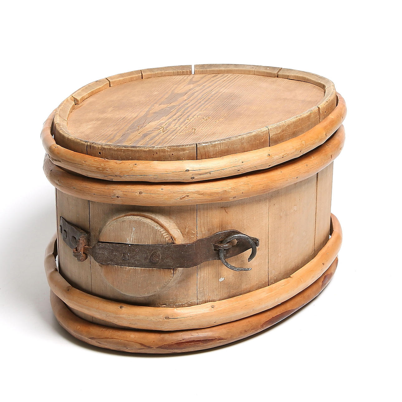 KAGGE, trä, allmoge, märkt "NNS 1837".