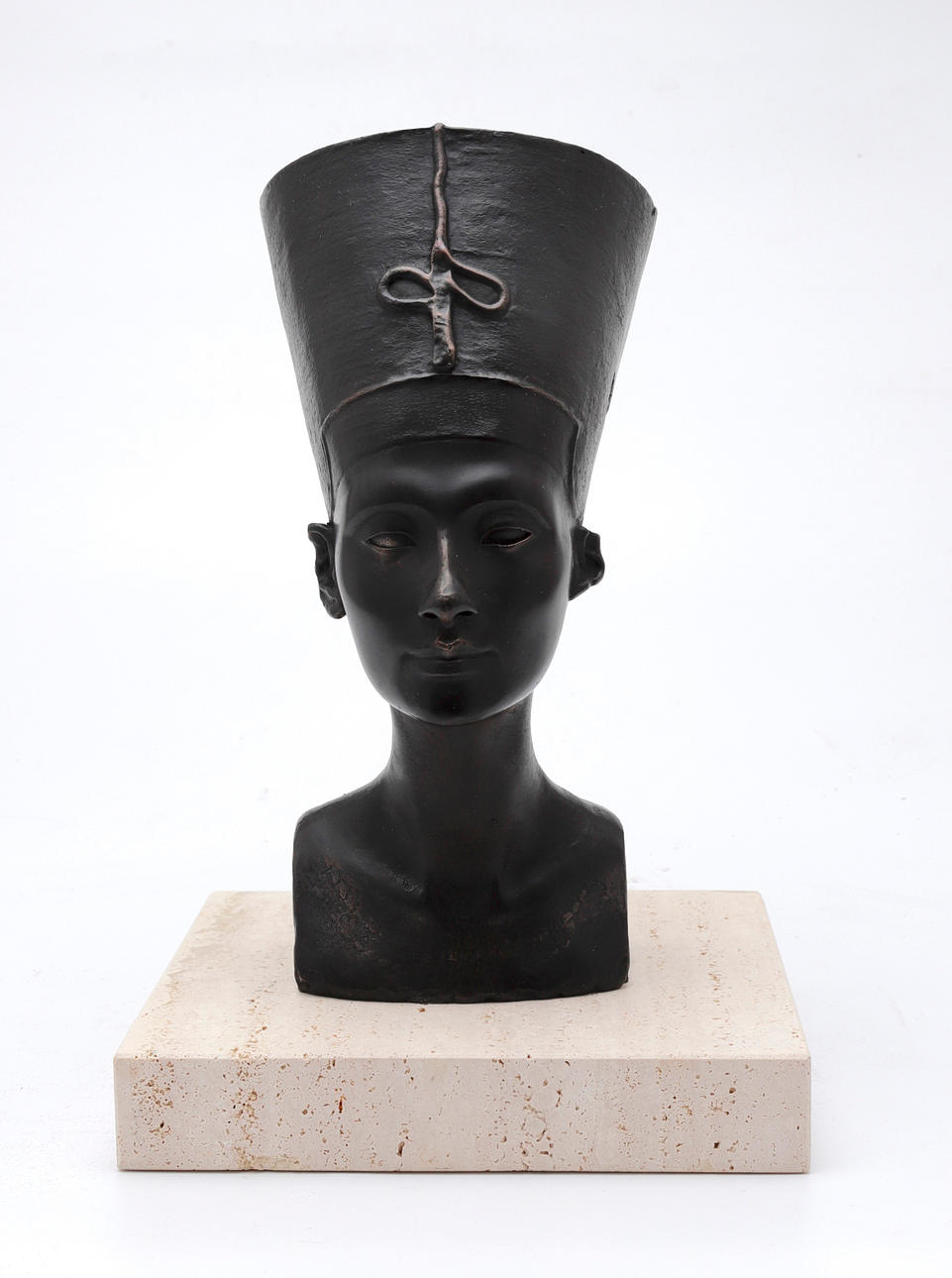 TUTMOSE. SEGÚN. Nefertiti.