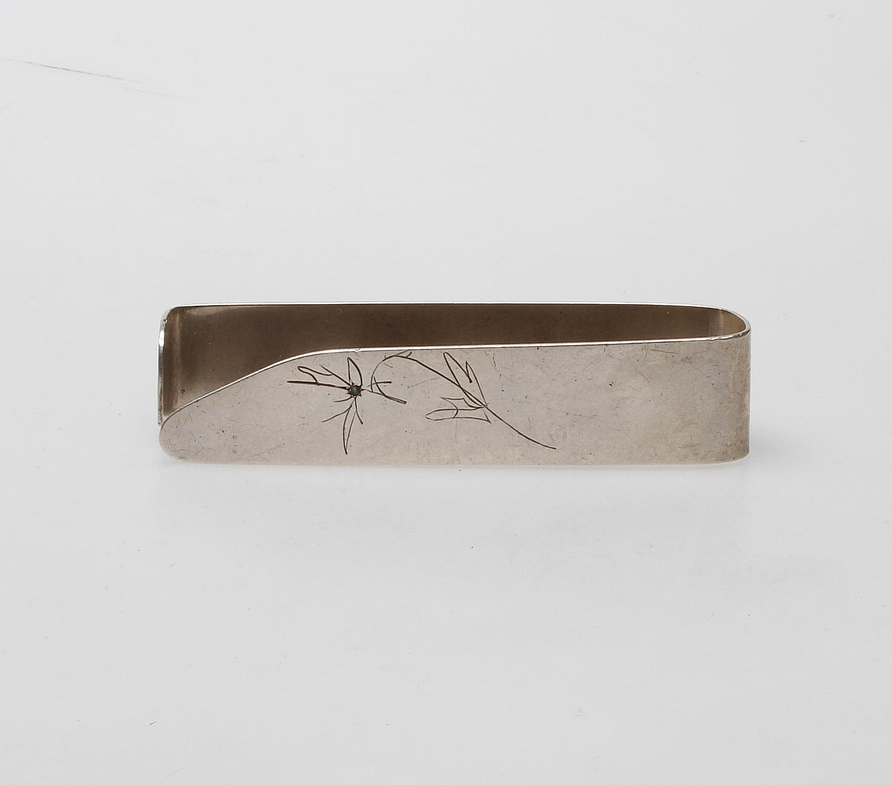 KLÄMMA, silver, Lennart Wahlström Guldsmed, Stockholm 1996.