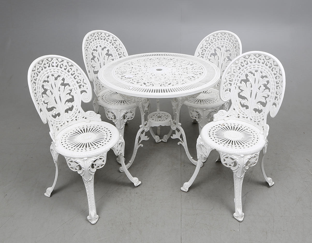 TRÅDGÅRDSMÖBEL, 5 delar.