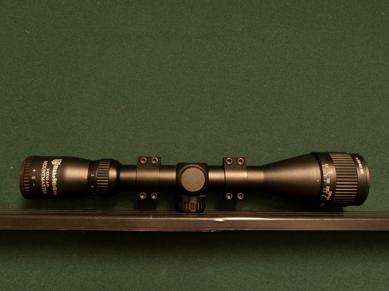 NIKKO STIRLING. MountMaster AO 3-9x40 Half Mil Dot.