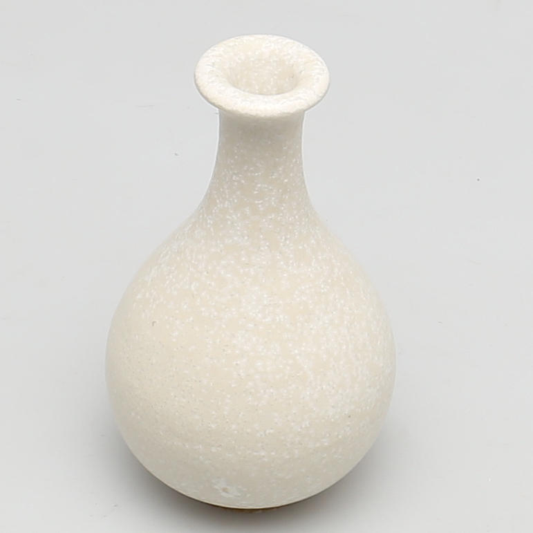 VAS i keramik. Gunnar Nylund, Rörstrand.