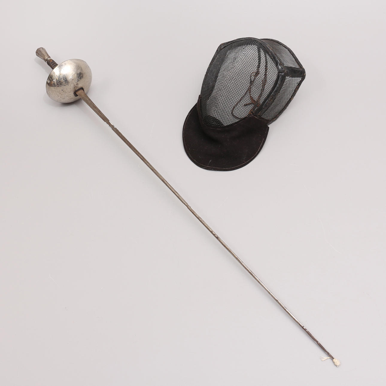 FLORETT and FENCE MASK, 1900s.