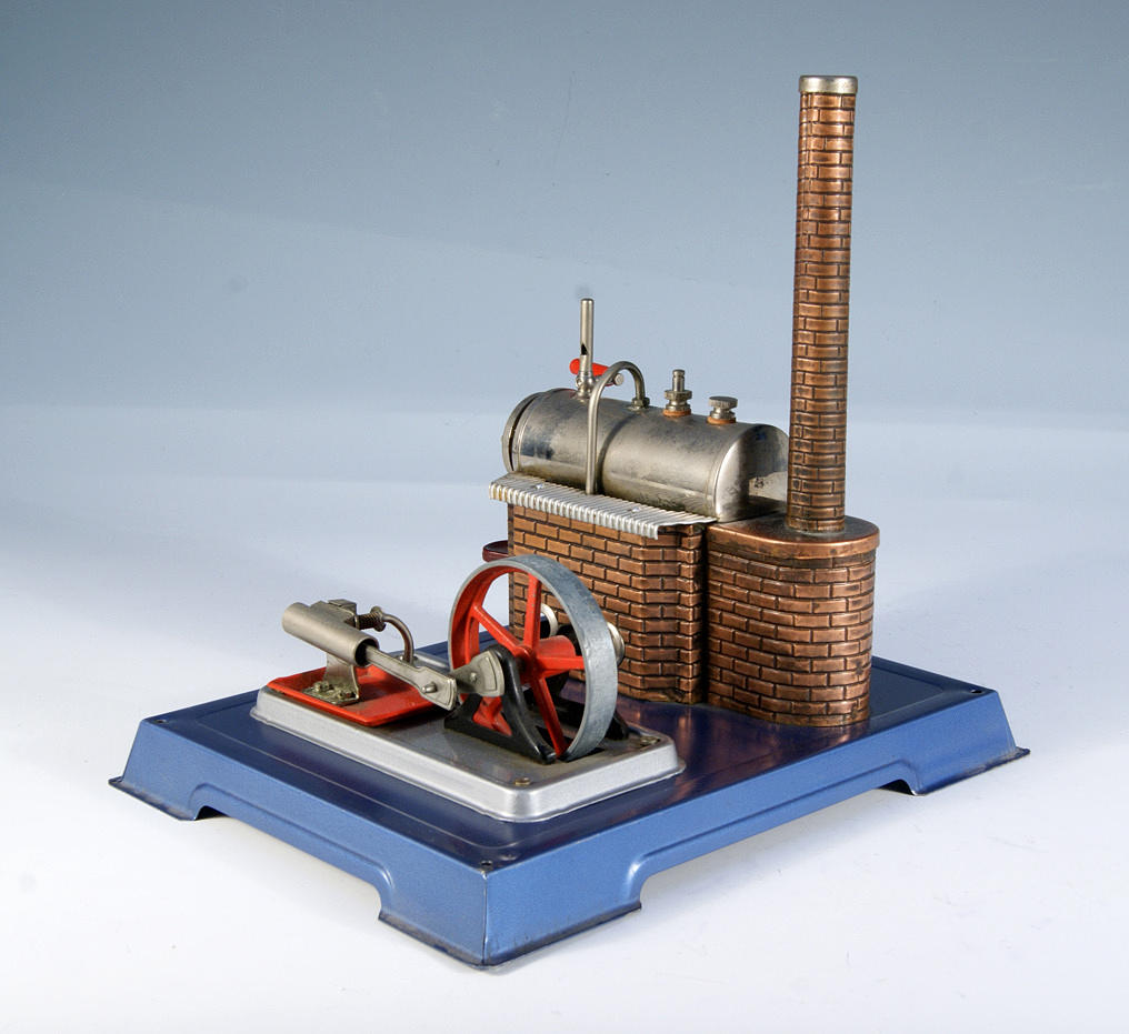 ÅNGMOTOR, tillverkare: Wilesco. 1900-talet.