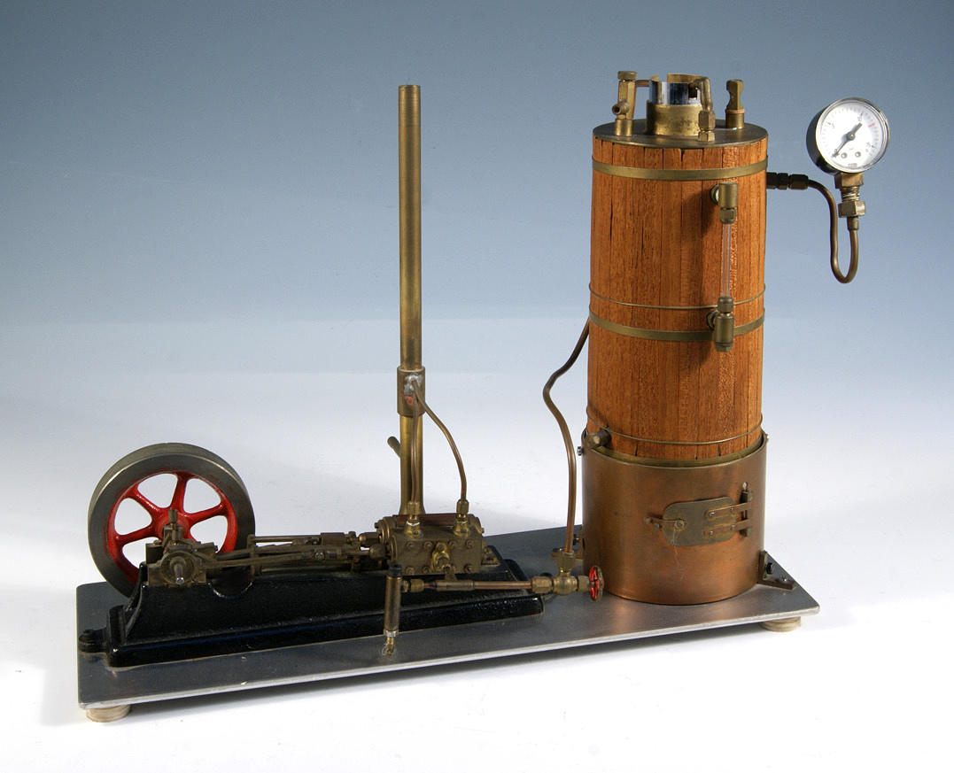 STOR ÅNGMOTOR, Tyskland, 1900-tal.