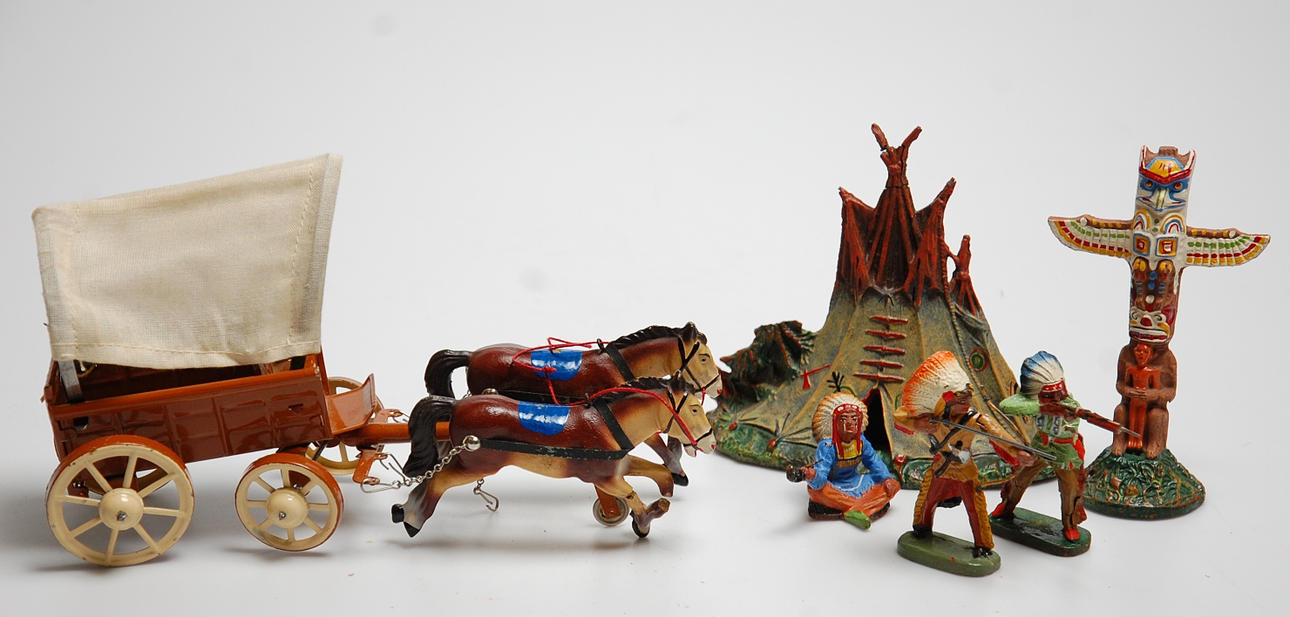 ELASTOLINFIGURER, plåt, 1900-talets första hälft.