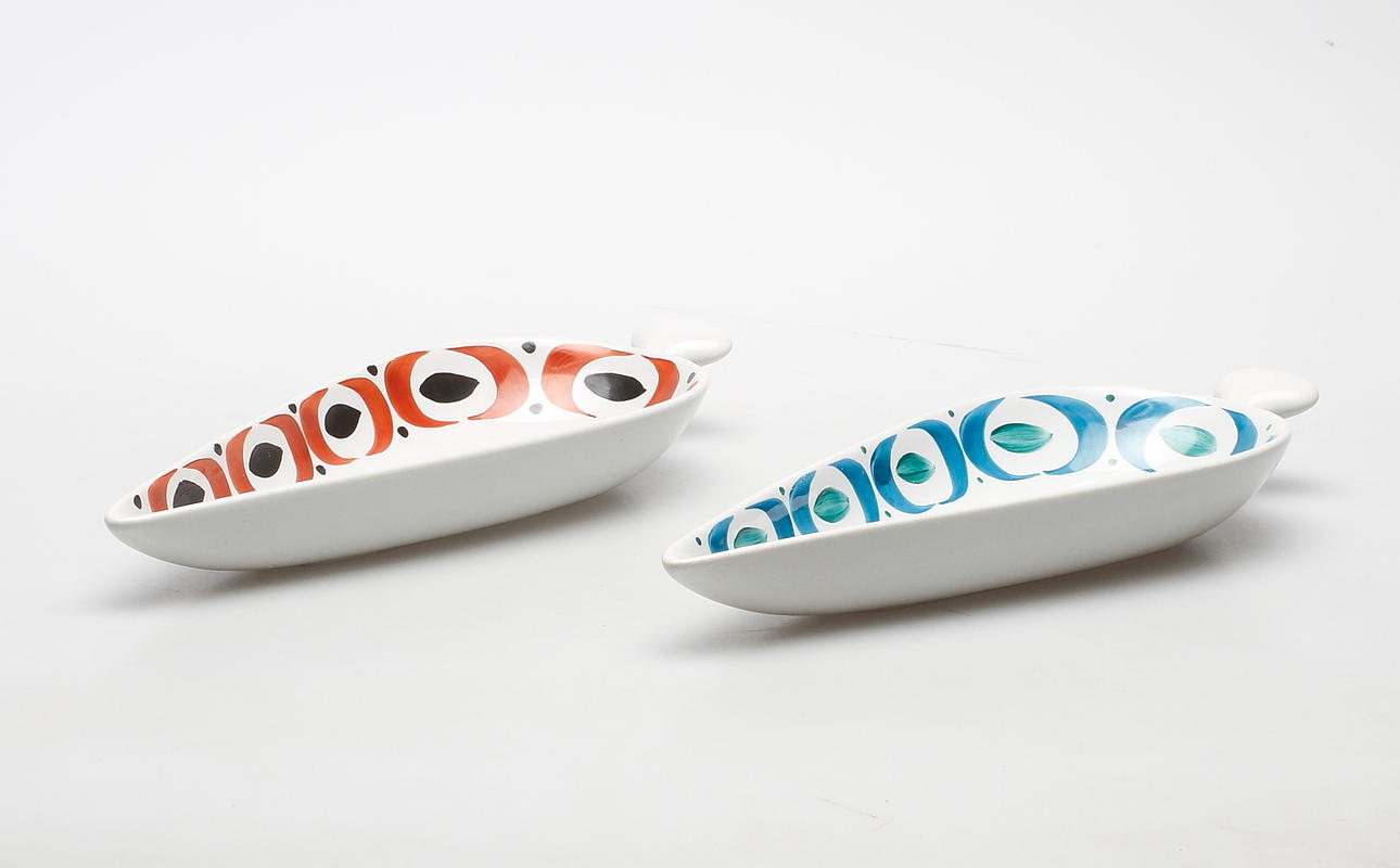 SKÅLFAT, 2 st, "Blå Båge" och "Röd Båge", Stig Lindberg, Gustavsberg.