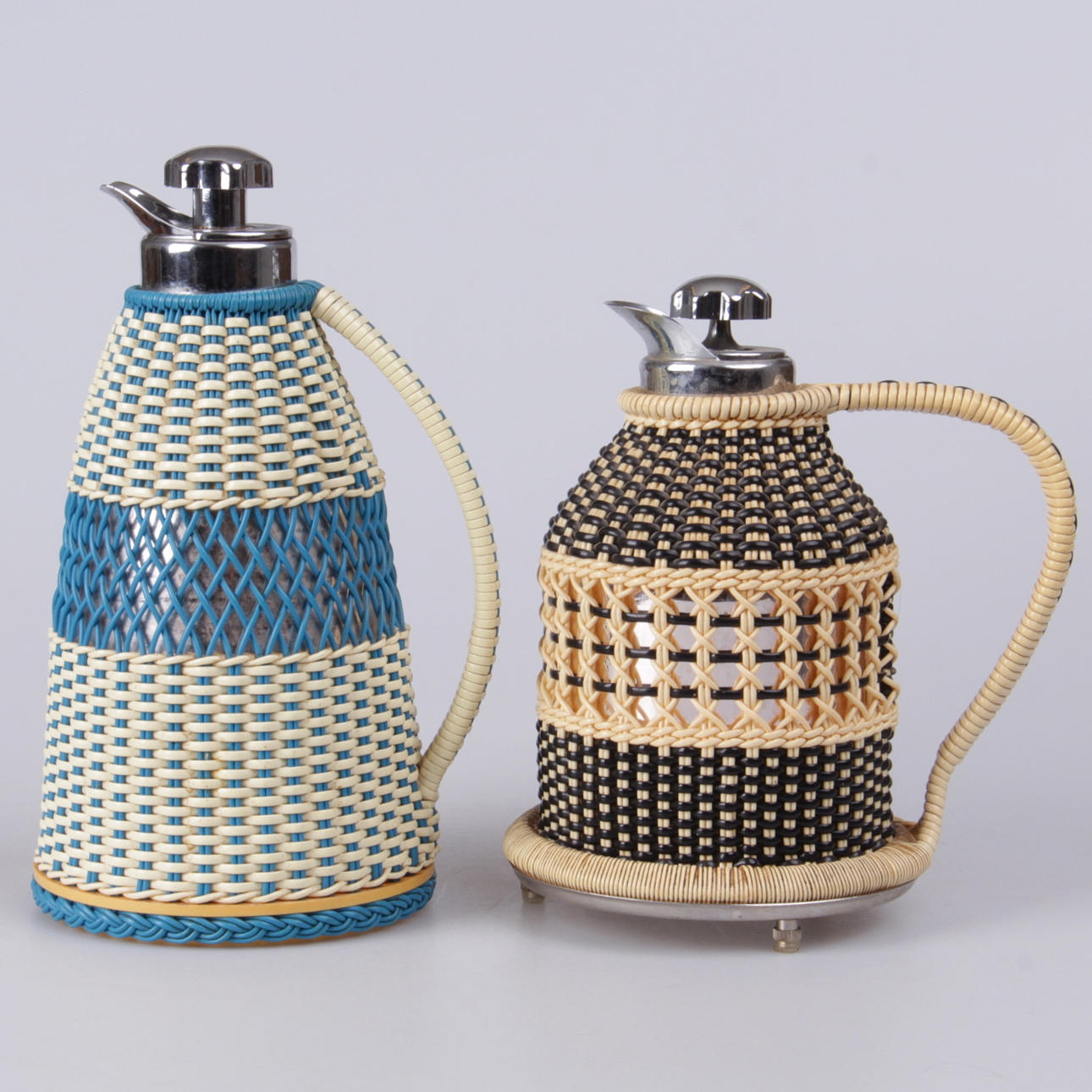 TV-KANNOR, 2 st. Varav ena AB Termoverken Jönköping.