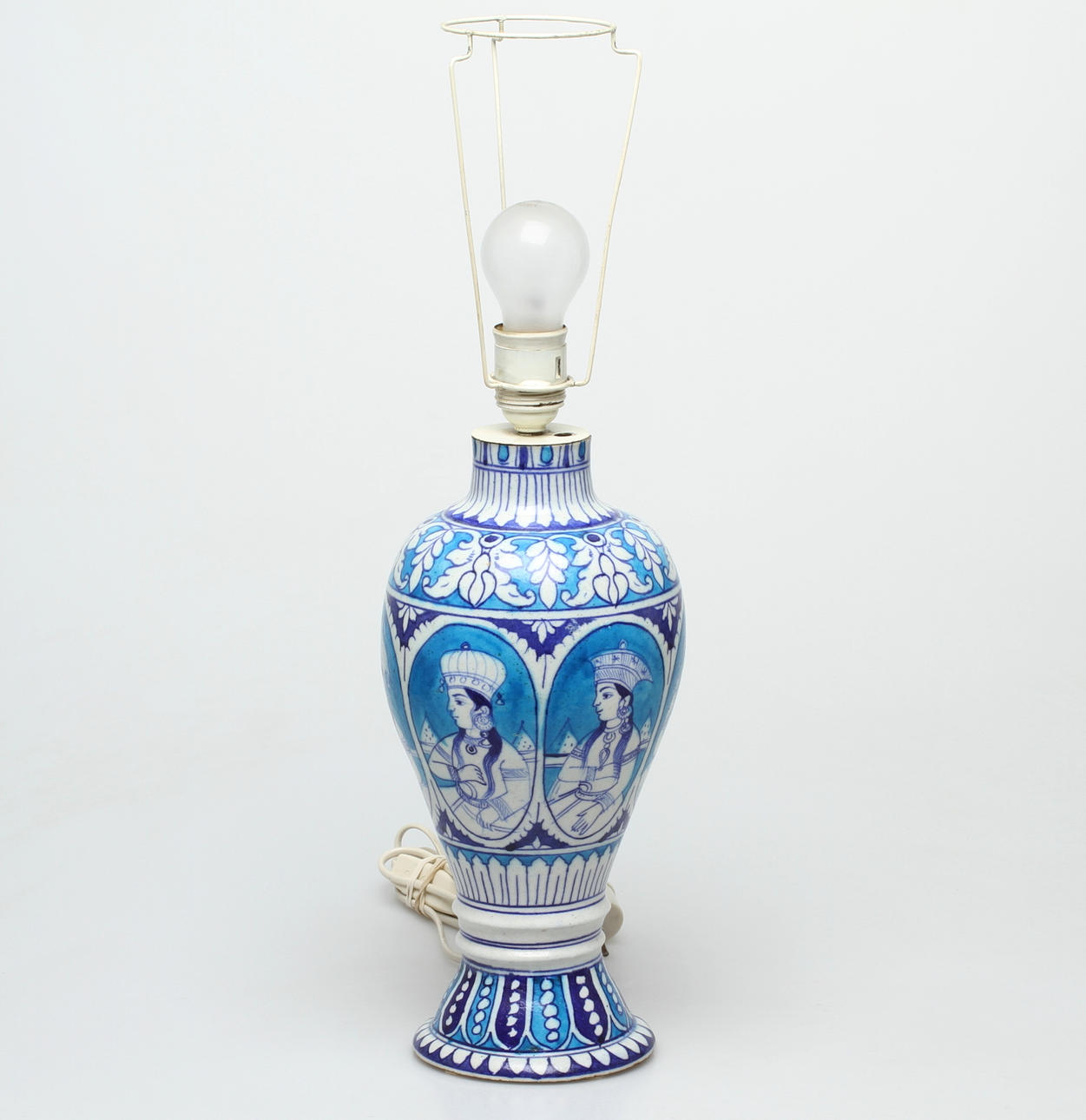 BORDSLAMPA, keramik, orientalisk.