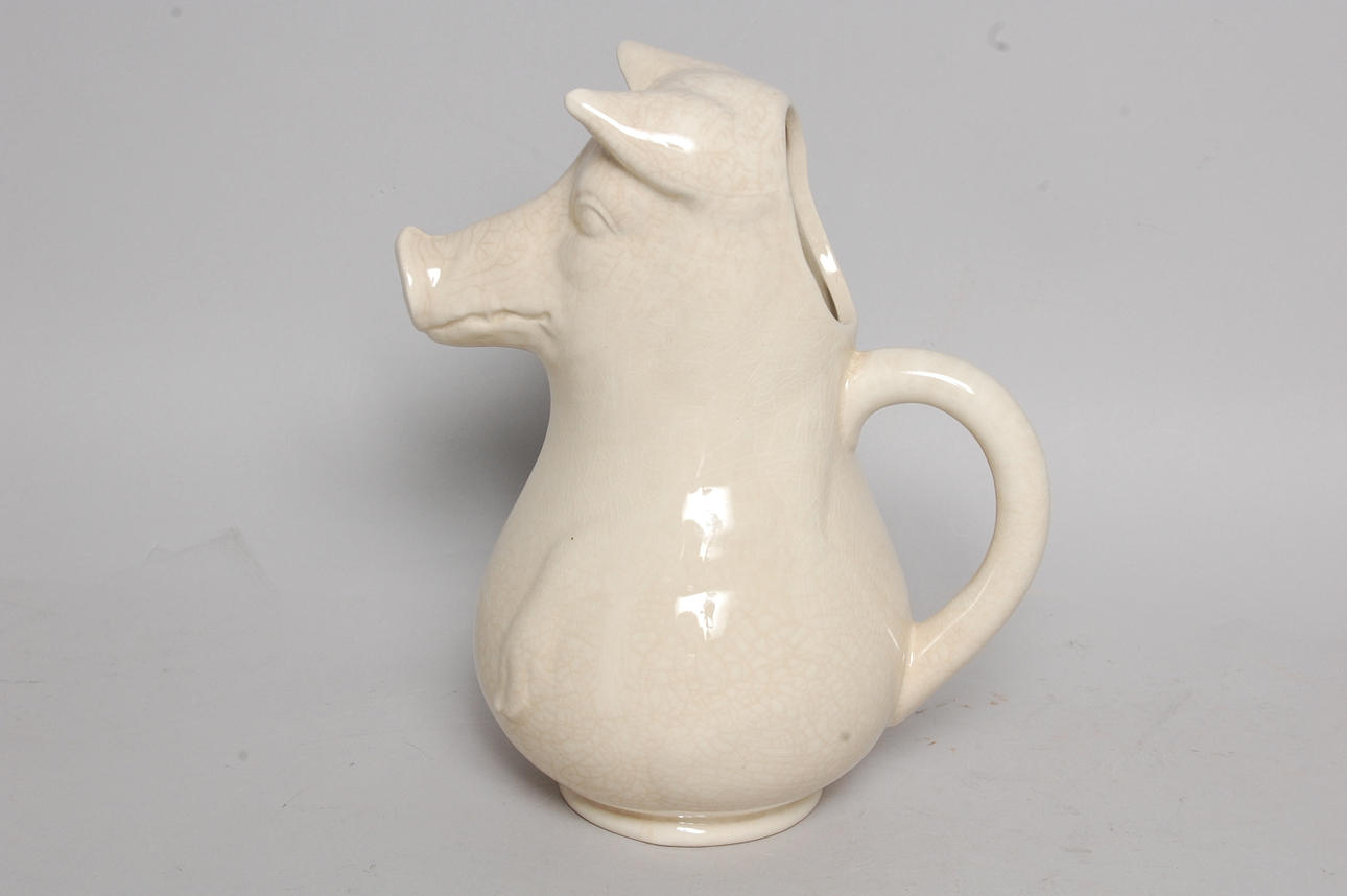 BRINGARE, porslin, Staffordshire, 1900-tal.