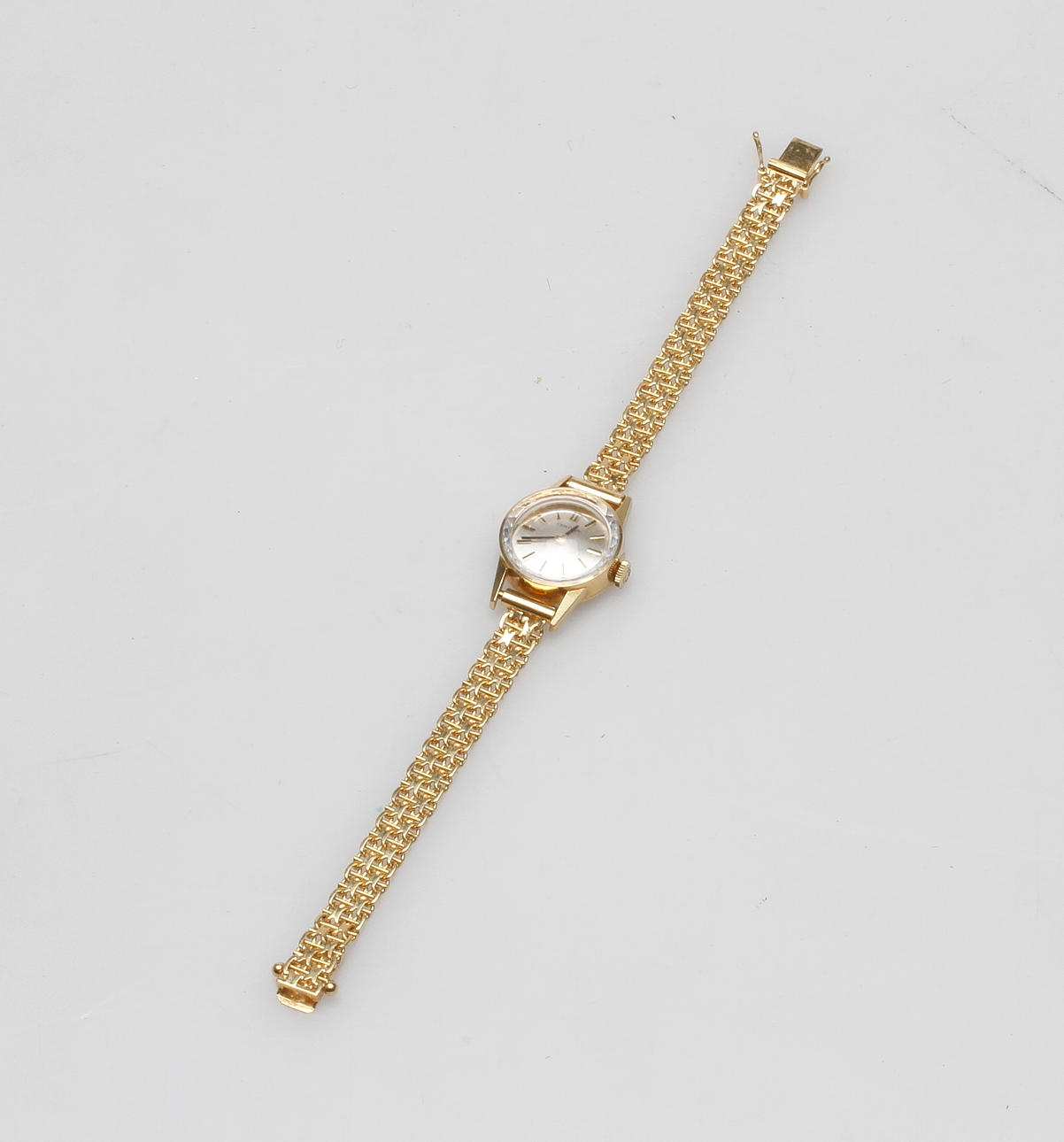 DAMARMBANDSUR MED ARMBAND, 18 k guld, Certina, total vikt ca. 19,8 gram.