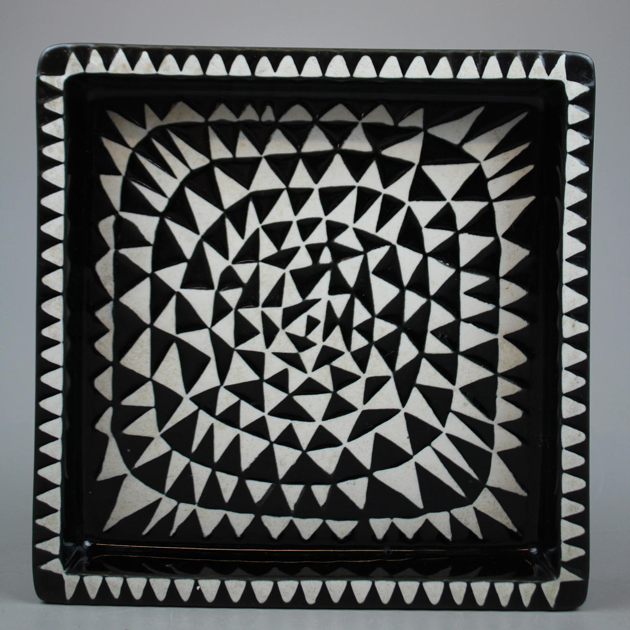 STIG LINDBERG. Tynnyri, "Domino", Gustavsberg.